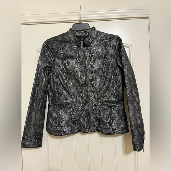 White House Black Market Snake Print Jacket - Picture 5 of 9
